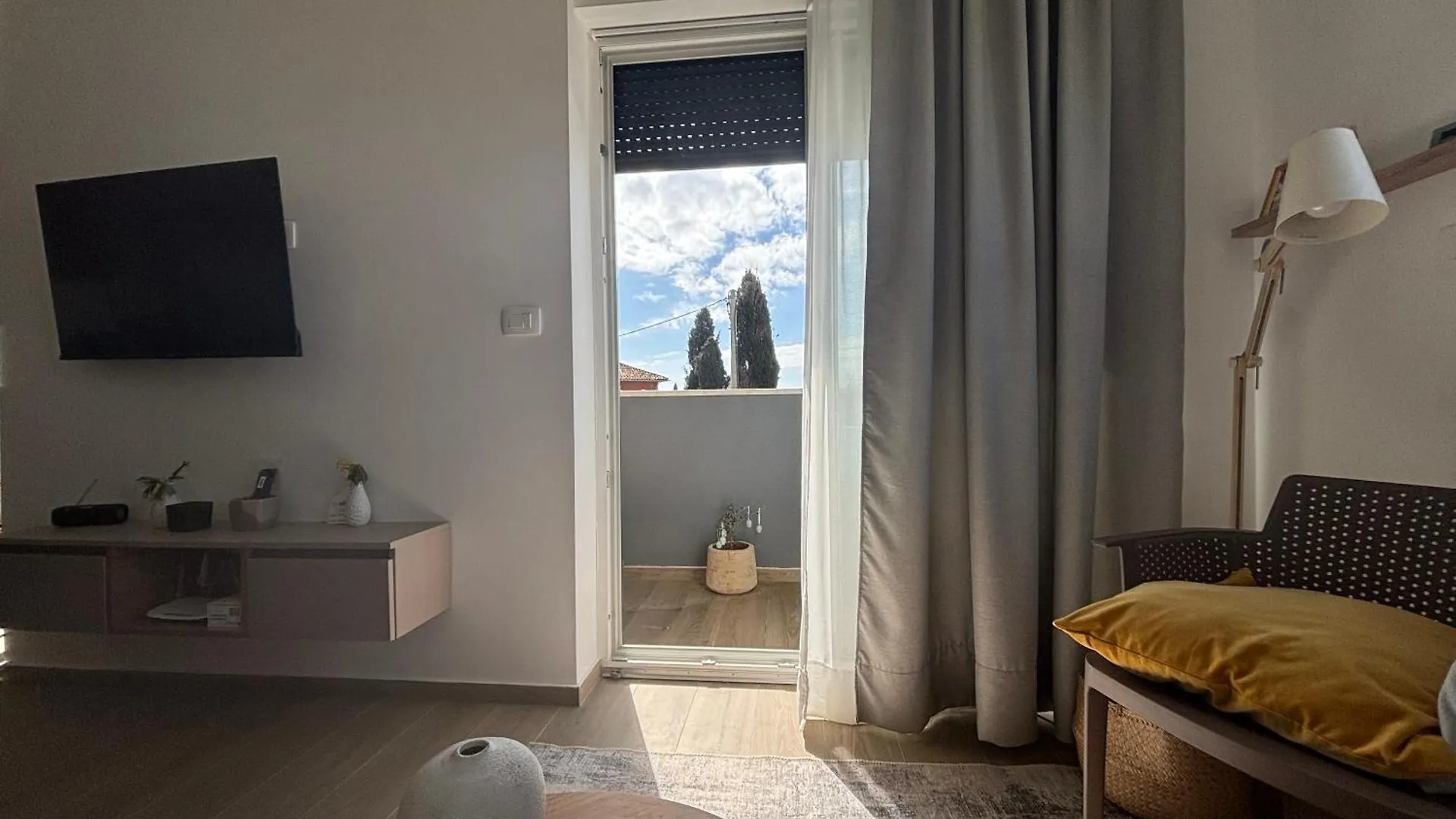 Apartment Olea 法扎纳